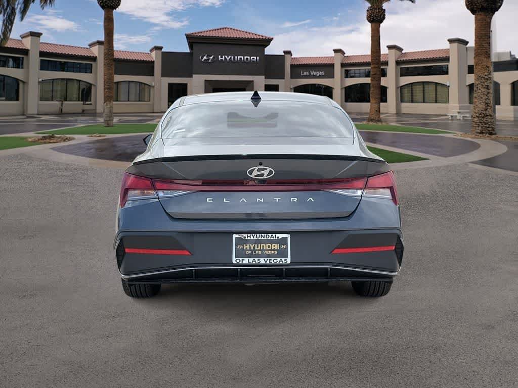 Certified 2025 Hyundai Elantra Sport FWD image 7