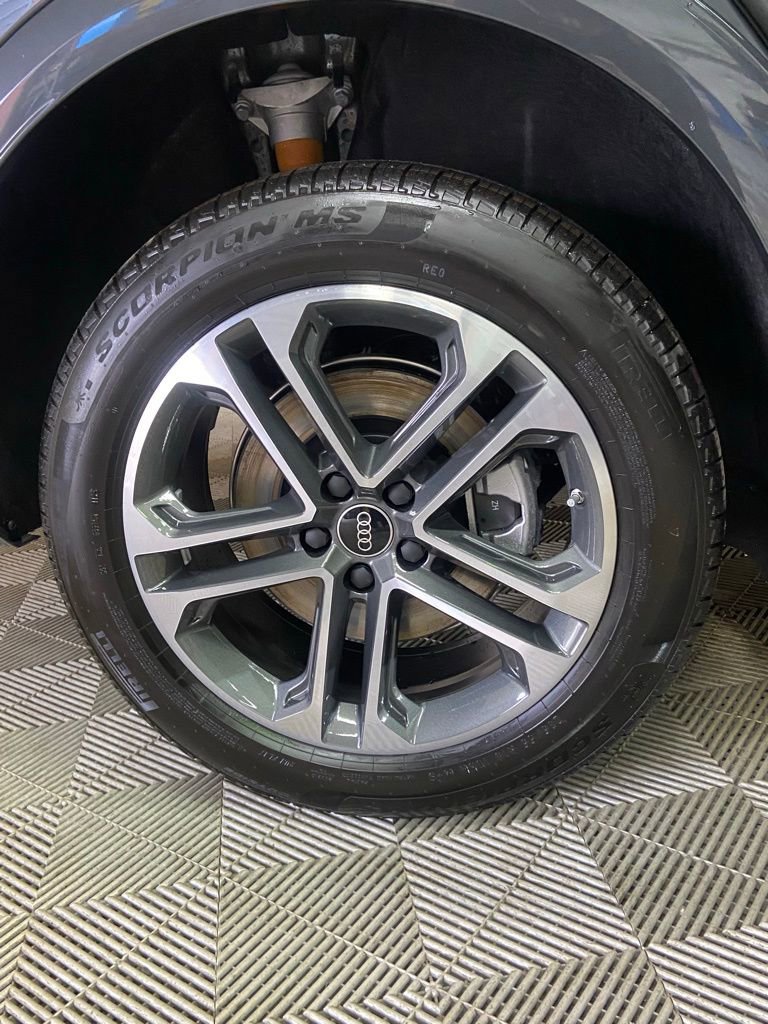 New 2025 Audi Q5 Premium image 9