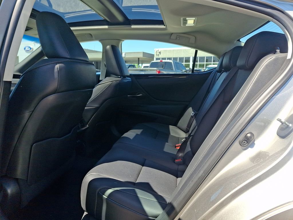 Used 2021 Lexus ES 350 w/ Premium Package image 10