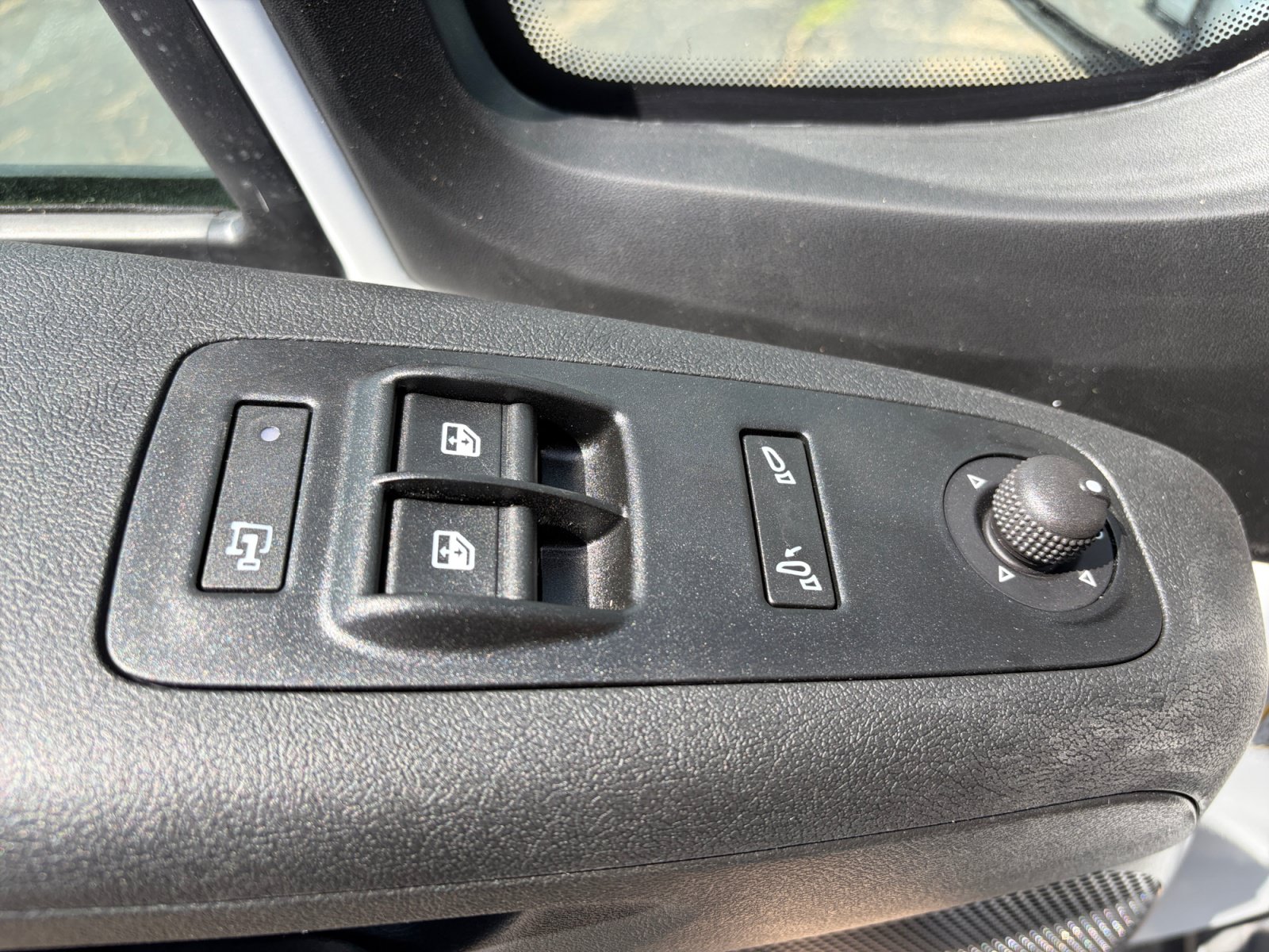 New 2026 RAM ProMaster 3500 w/ Convenience Group FWD image 15