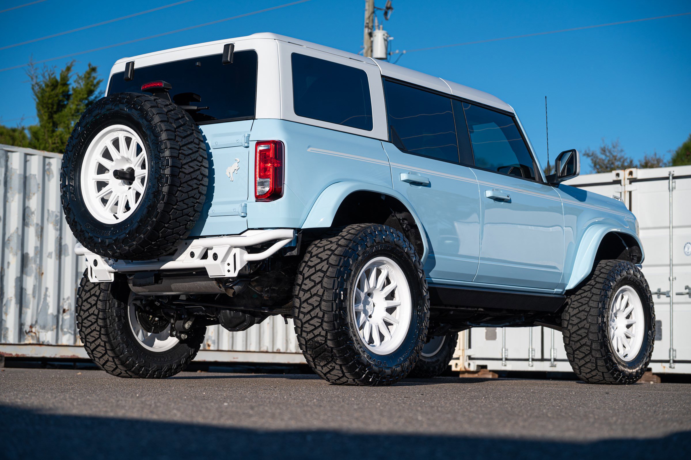 New 2025 Ford Bronco Heritage Edition image 3