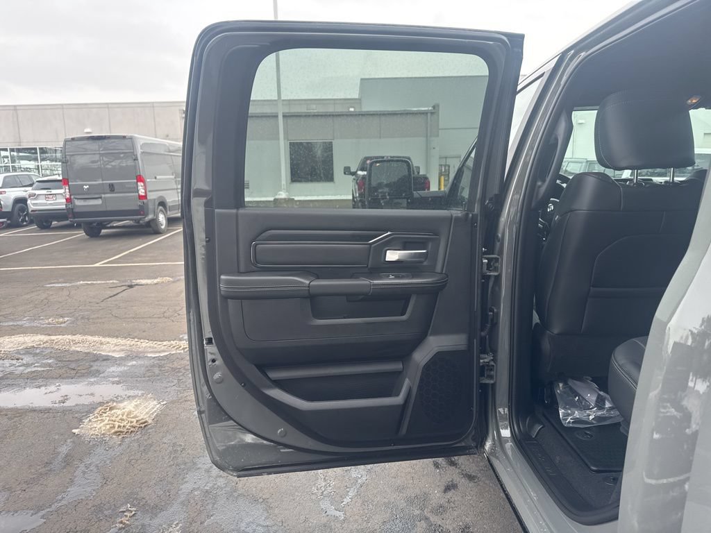New 2026 RAM 2500 Rebel AWD/4WD image 38