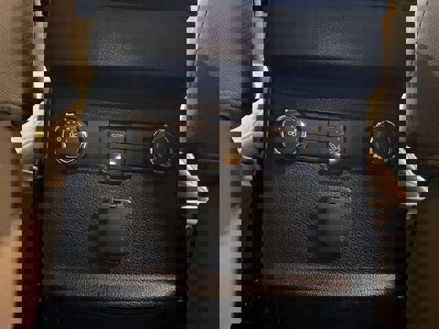 Used 2017 Ford Explorer FWD image 8