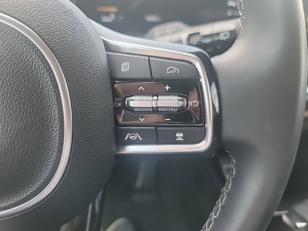 Used 2024 Kia Sorento SX FWD image 22