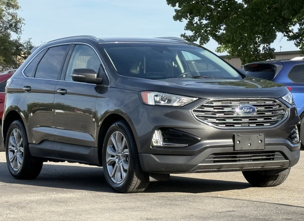 Used 2019 Ford Edge Titanium image 7