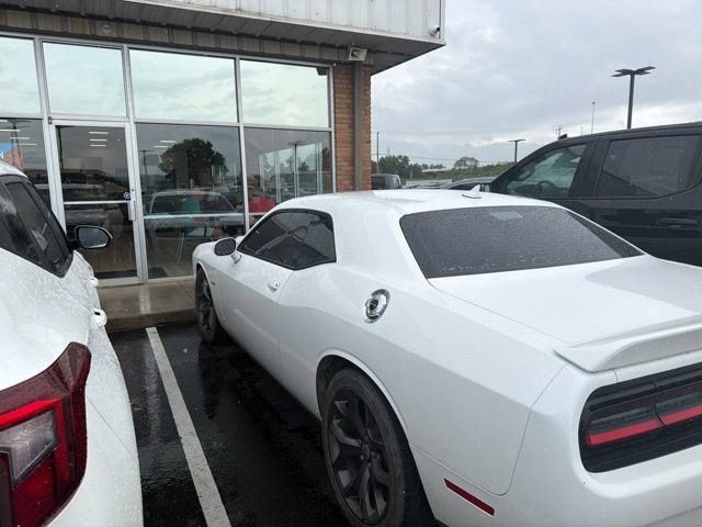 Used 2018 Dodge Challenger R/T Plus RWD image 11