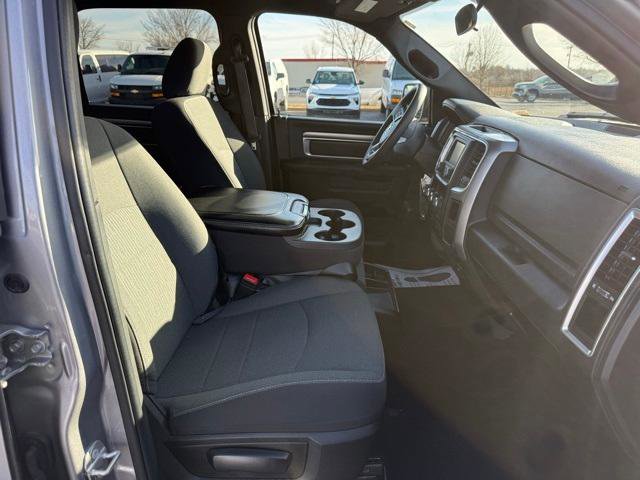 Used 2024 RAM 1500 Classic Warlock image 34