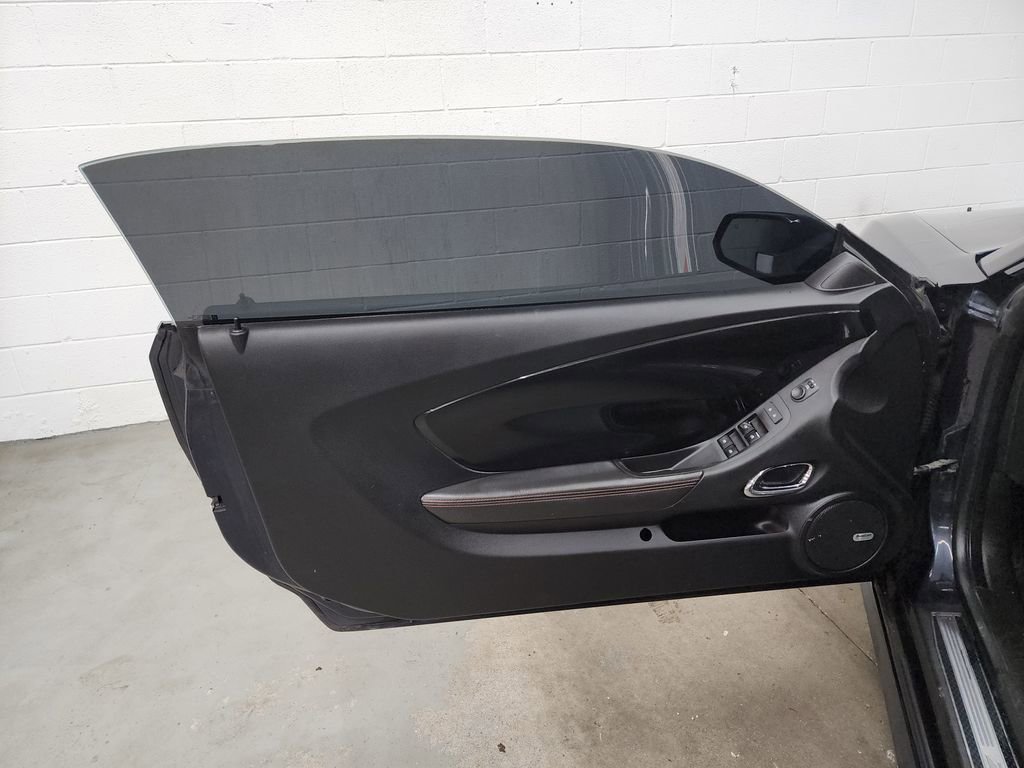 Used 2013 Chevrolet Camaro ZL1 RWD image 10