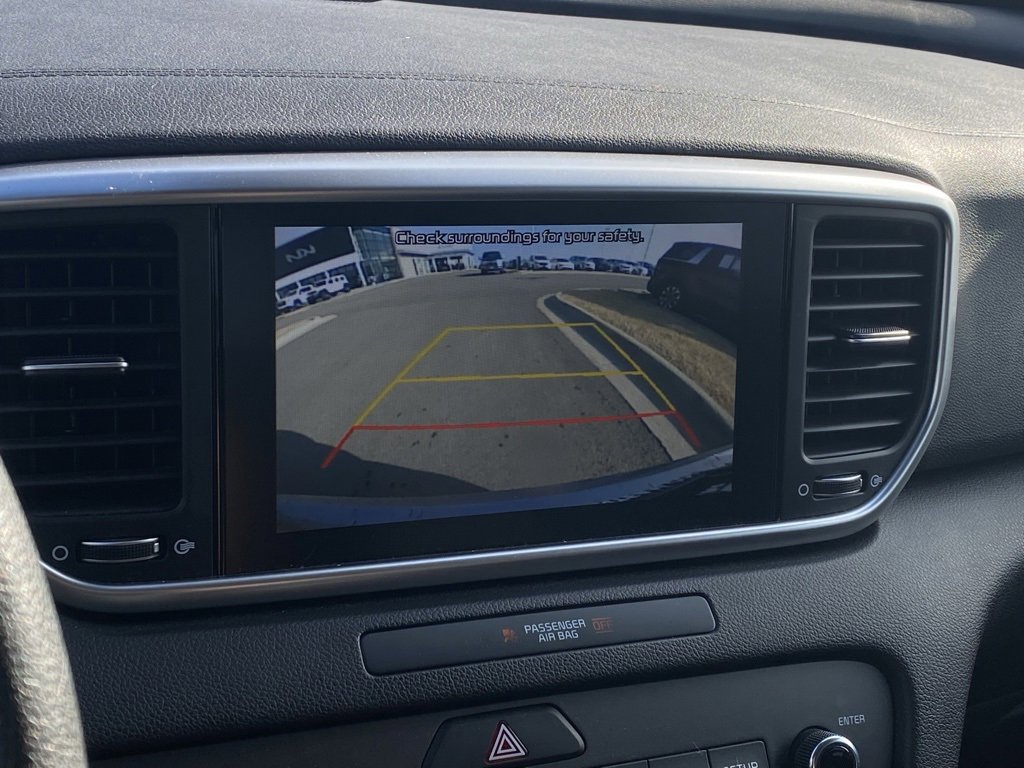 Certified 2022 Kia Sportage LX w/ LX FWD Value Edition Package image 15