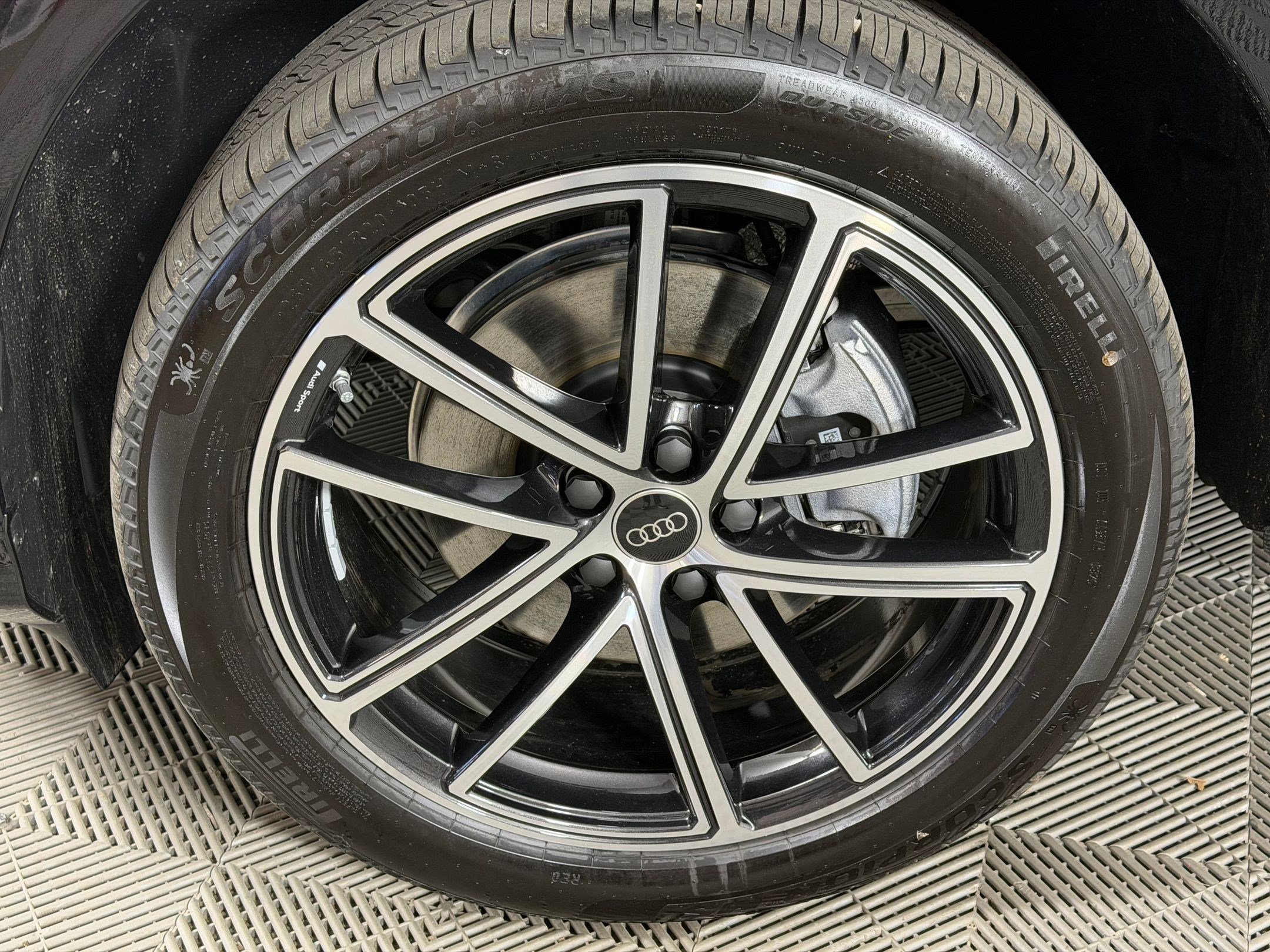 New 2026 Audi Q5 Premium Plus AWD/4WD image 12