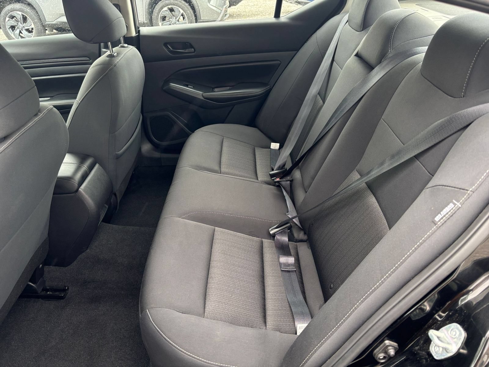 Used 2025 Nissan Altima 2.5 SV FWD image 25