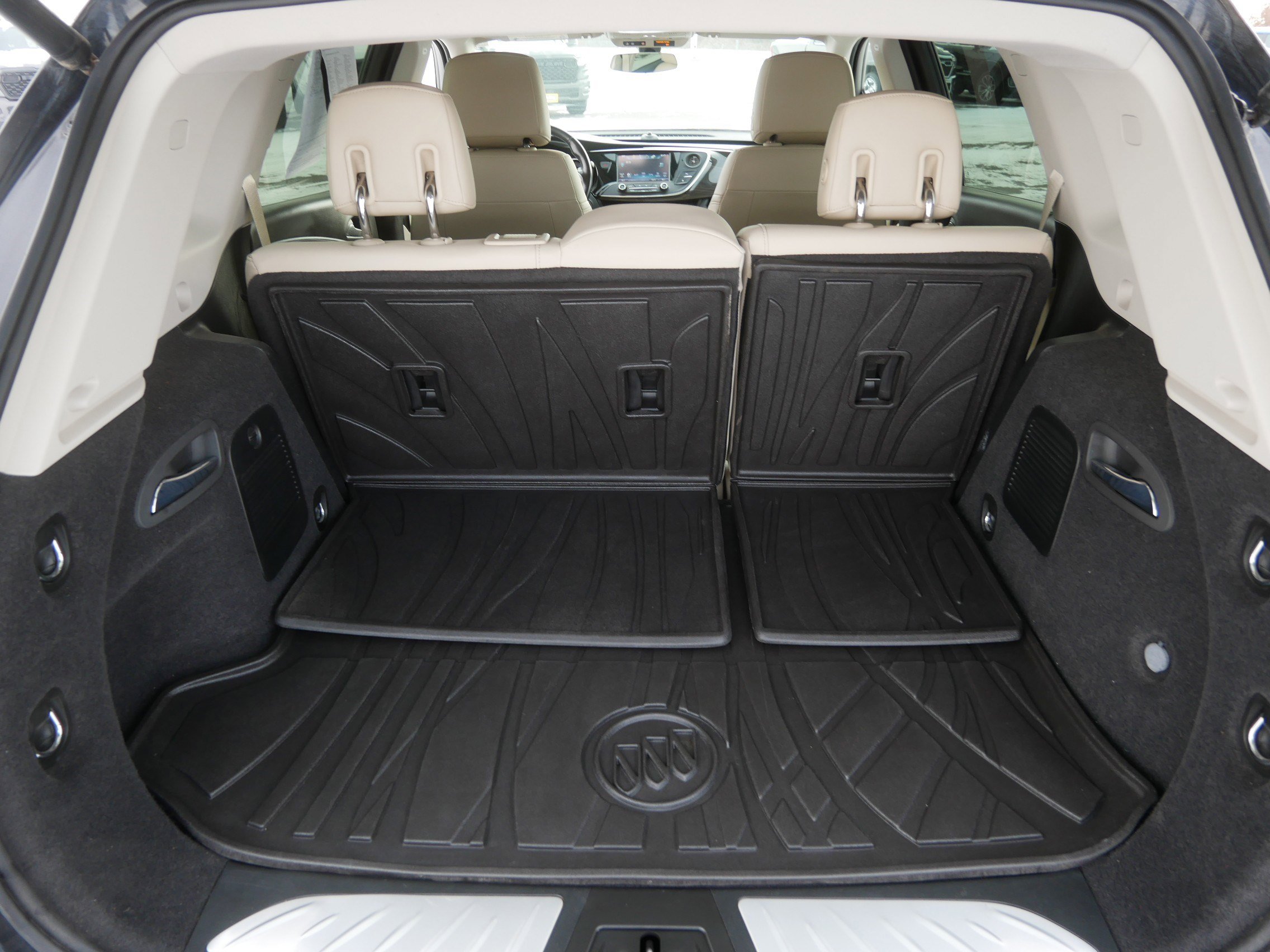 Used 2019 Buick Envision Preferred w/ LPO, Active Package image 19