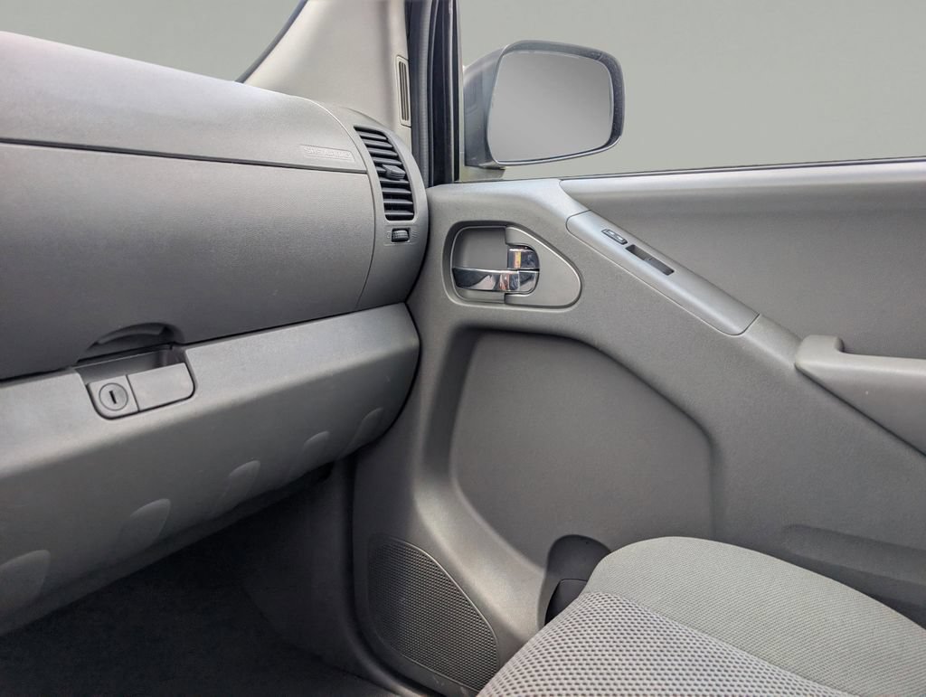 Used 2019 Nissan Frontier SV w/ Value Truck Package RWD image 25