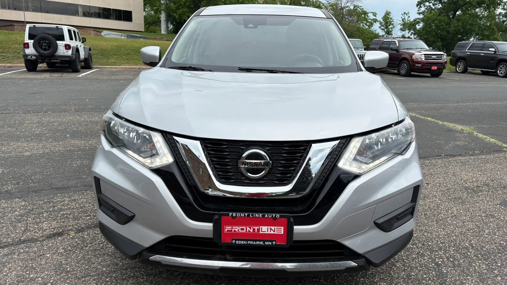 Used 2020 Nissan Rogue S AWD/4WD image 13