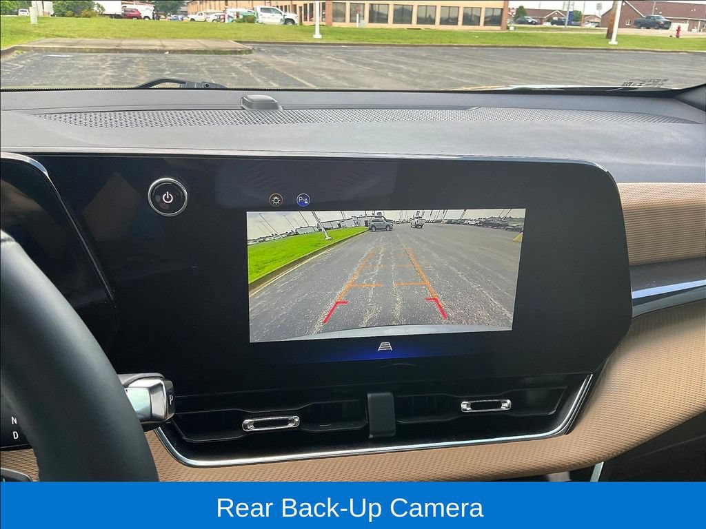 Used 2025 Chevrolet Equinox ACTIV FWD image 12
