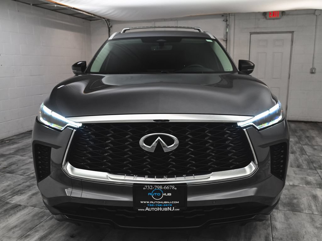 Used 2023 INFINITI QX60 Luxe w/ Cargo Package AWD/4WD image 2