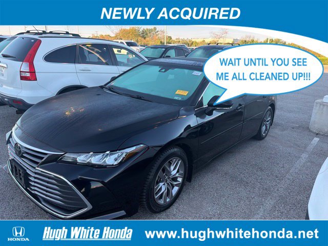 Used 2020 Toyota Avalon XLE w/ Moonroof Package FWD image 1
