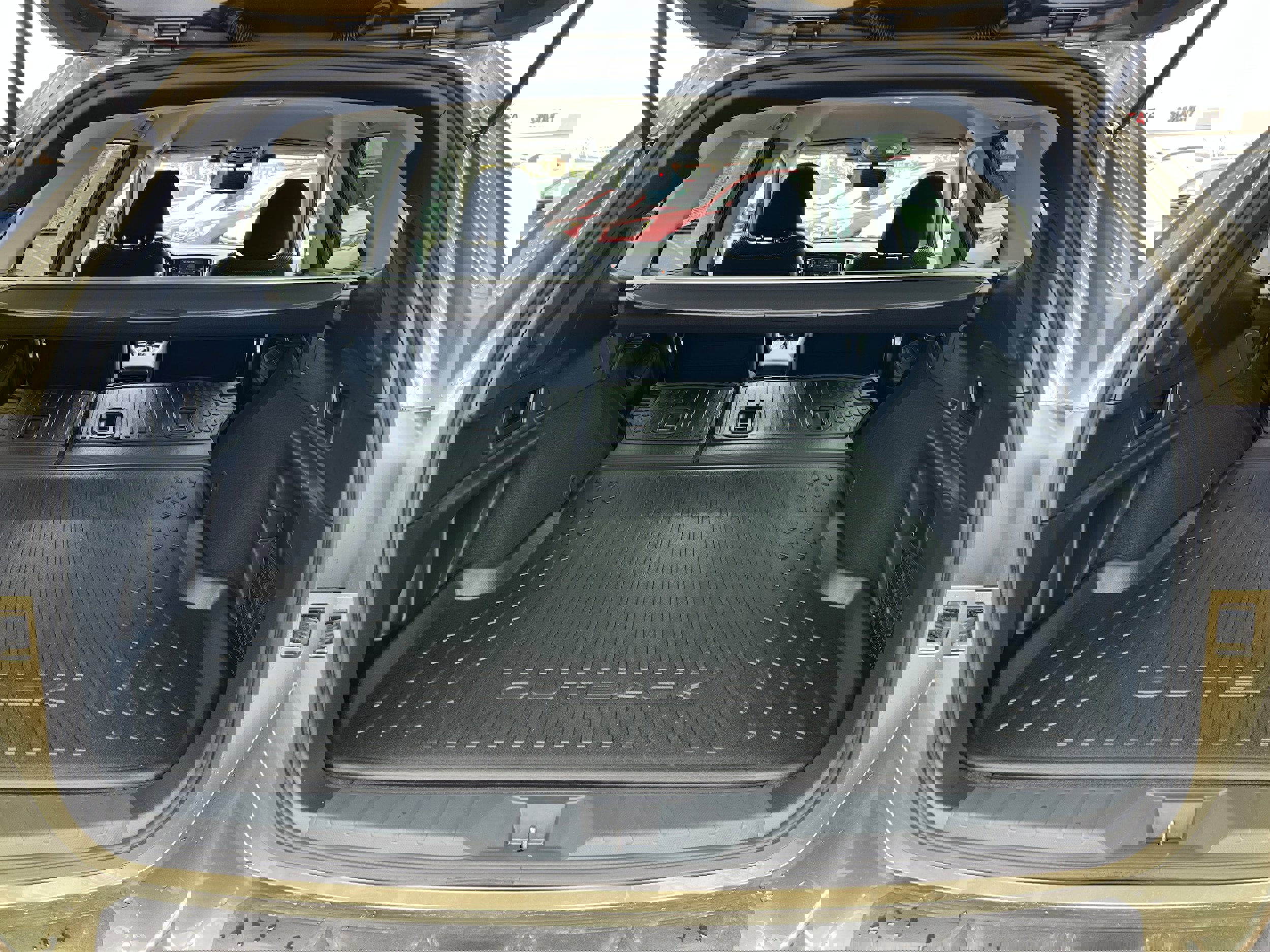 Certified 2025 Subaru Outback Premium w/ Popular Package #1A image 12