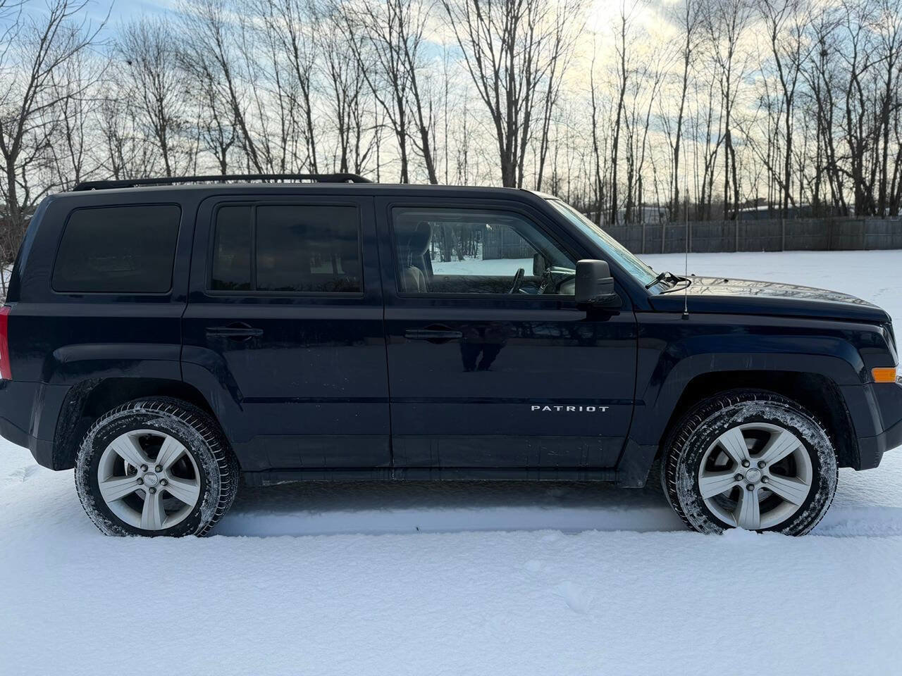 Used 2015 Jeep Patriot Sport w/ Power Value Group AWD/4WD image 15