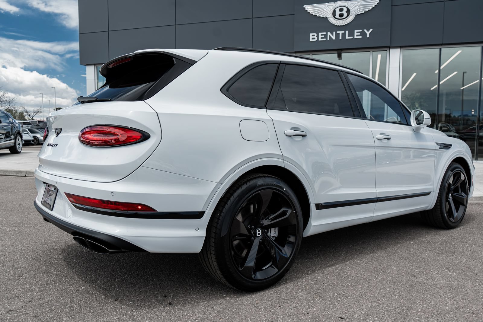 New 2026 Bentley Bentayga AWD/4WD image 13