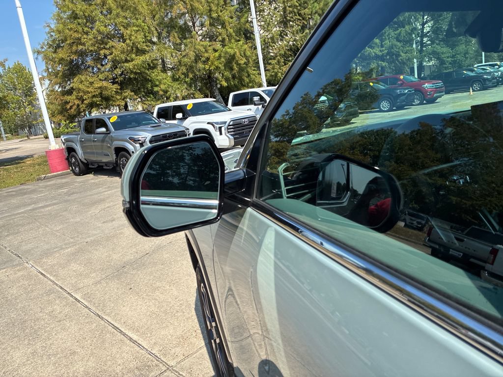 New 2026 Toyota Tundra Limited AWD/4WD image 12