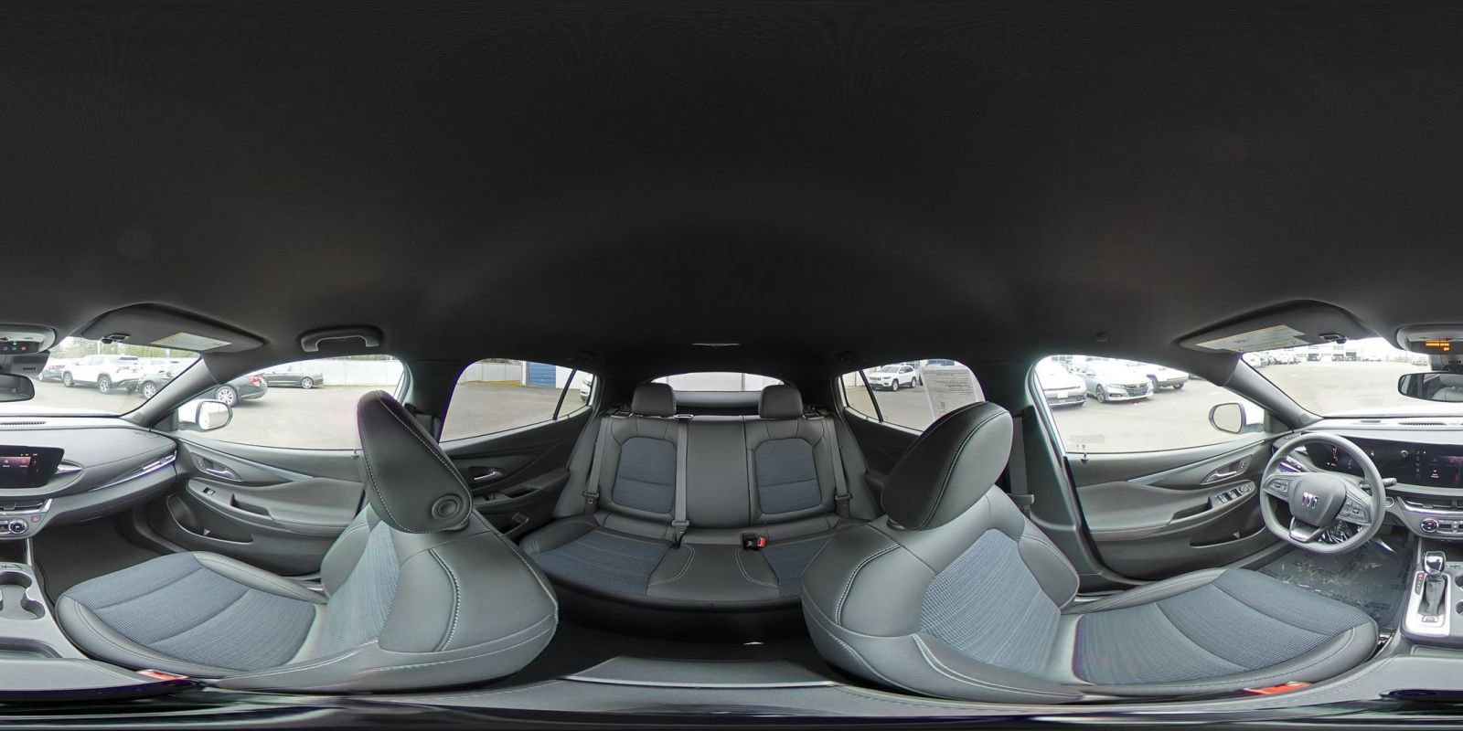 Used 2025 Buick Envista Preferred image 41