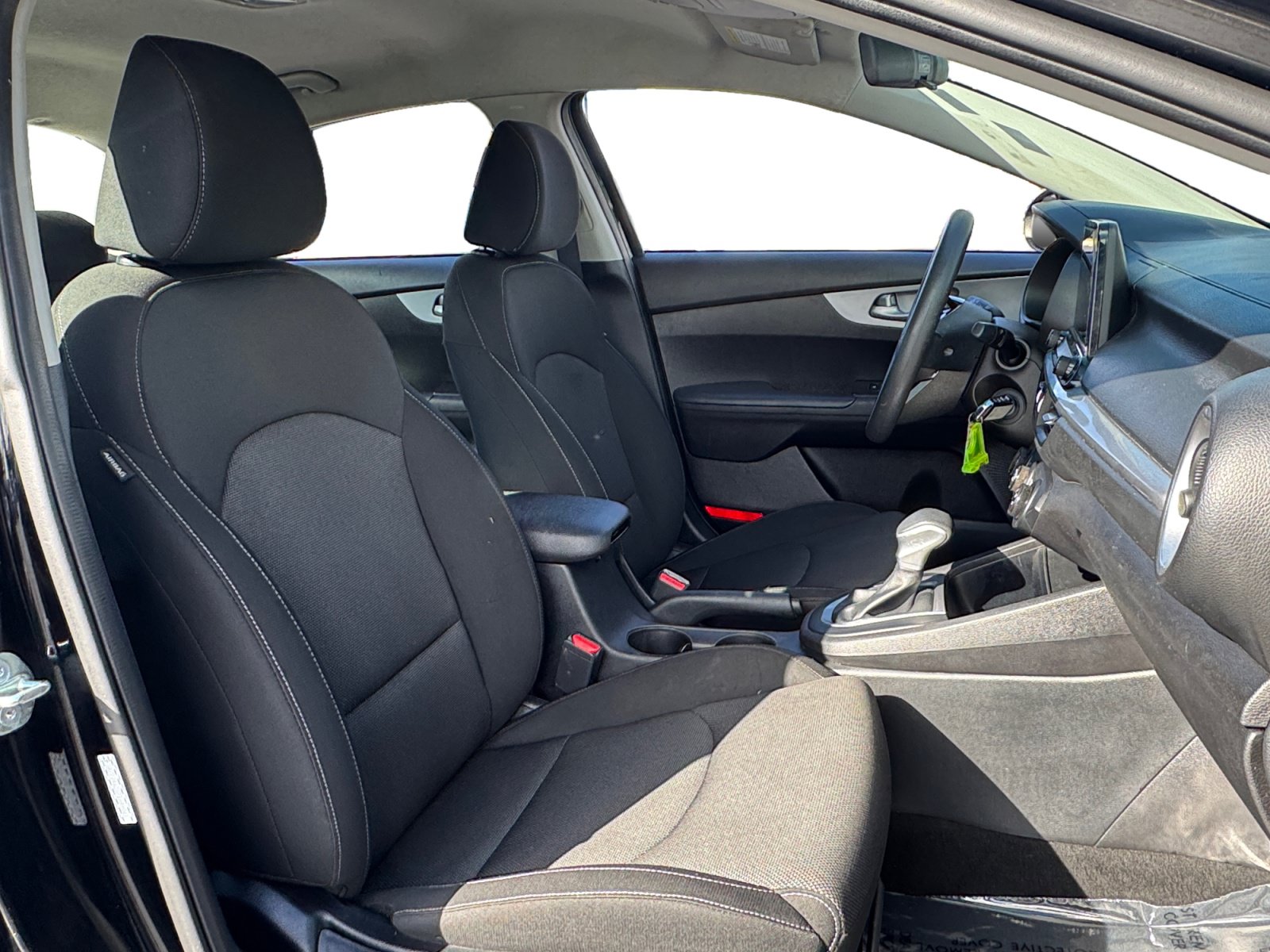 Used 2023 Kia Forte LXS w/ LXS Technology Package FWD image 15