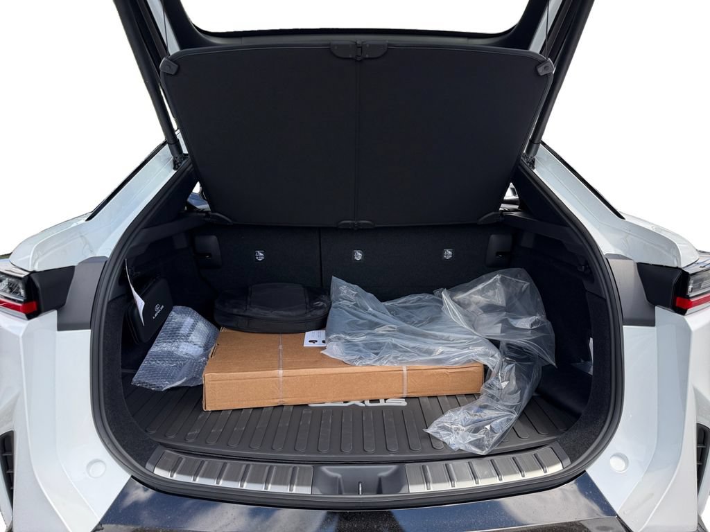 New 2026 Lexus RZ 450e AWD image 7