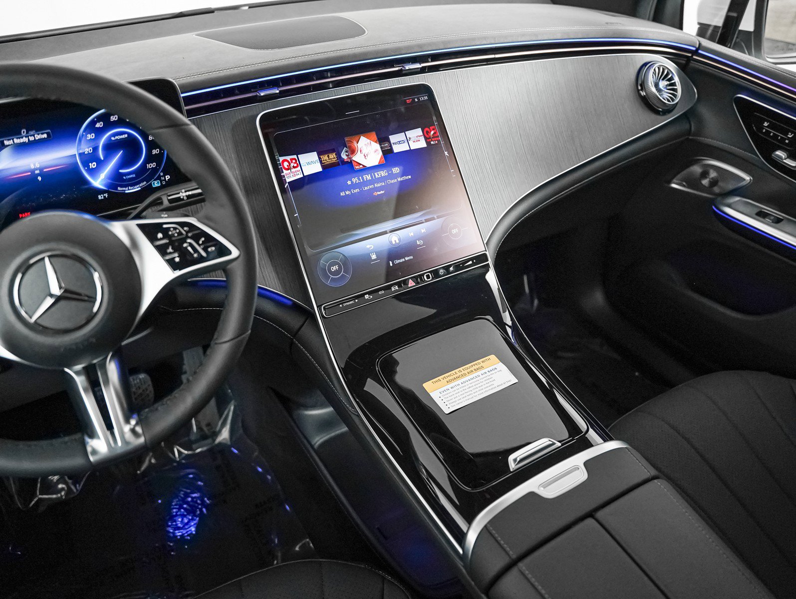 New 2026 Mercedes-Benz EQE 320 4MATIC SUV image 13