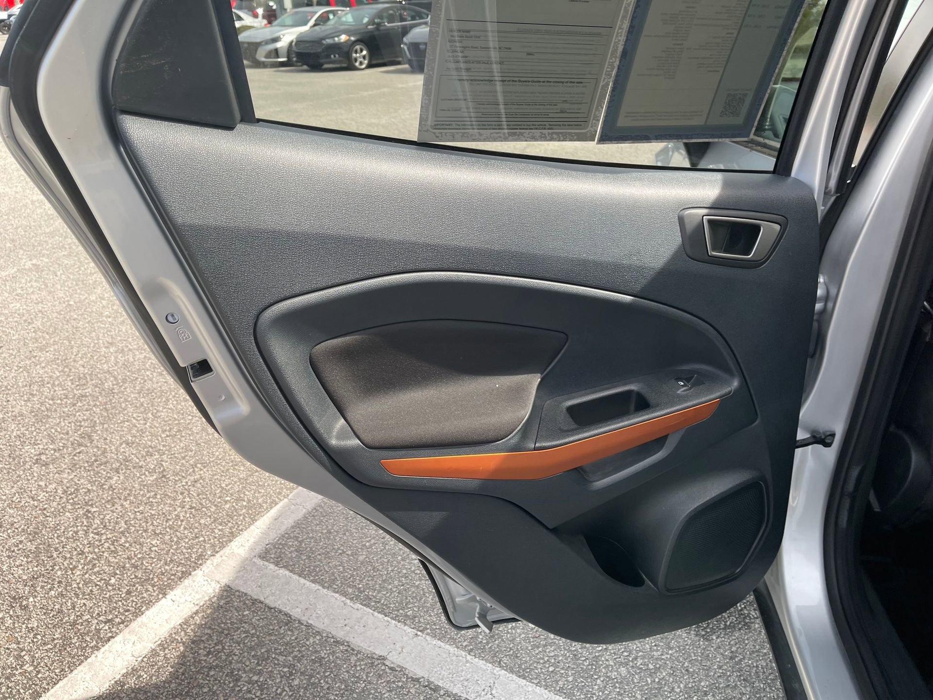 Used 2021 Ford EcoSport SE w/ SE Convenience Package image 20