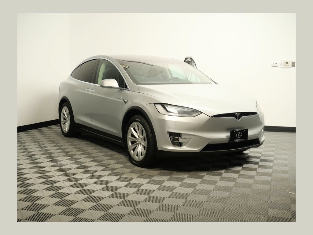 Used 2016 Tesla Model X 75D AWD/4WD image 1