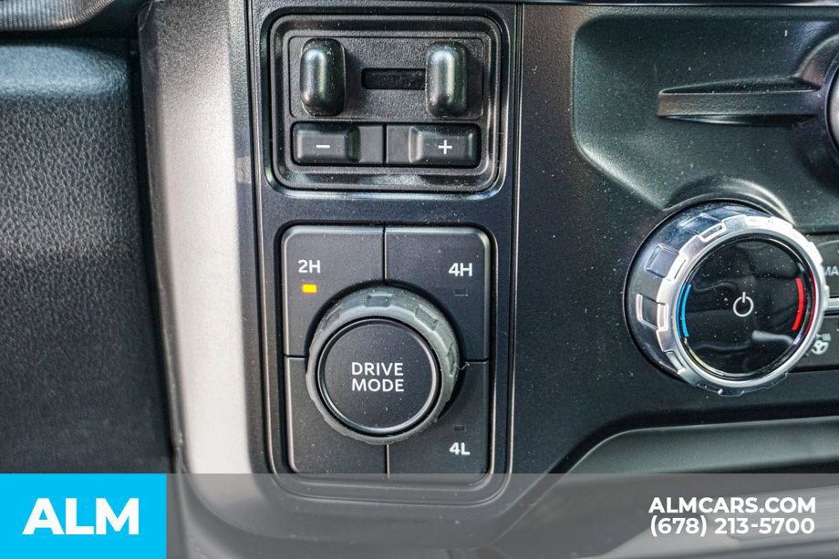 Used 2025 Ford F450 Platinum w/ FX4 Off-Road Package image 43