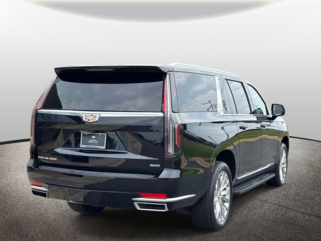 Used 2024 Cadillac Escalade ESV Premium Luxury w/ LPO, Floor Liner Package AWD/4WD image 2