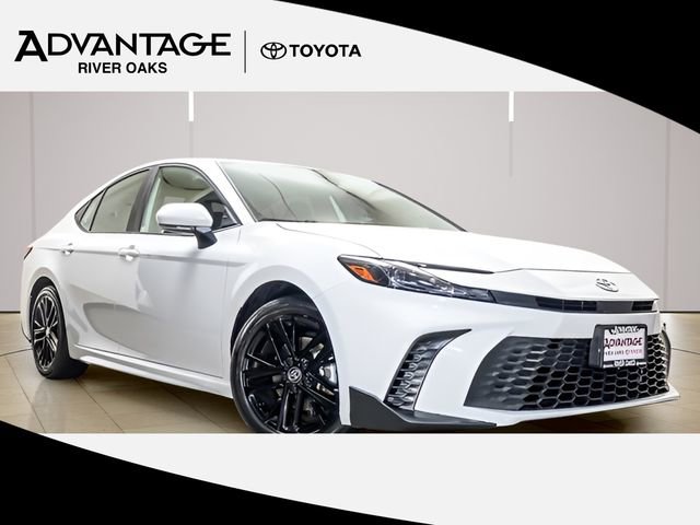 Certified 2025 Toyota Camry SE image 1