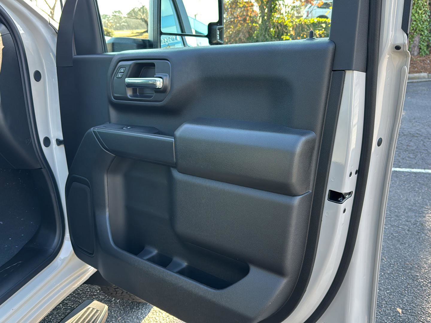 New 2026 Chevrolet Silverado 2500 Custom w/ Custom Value Package image 12