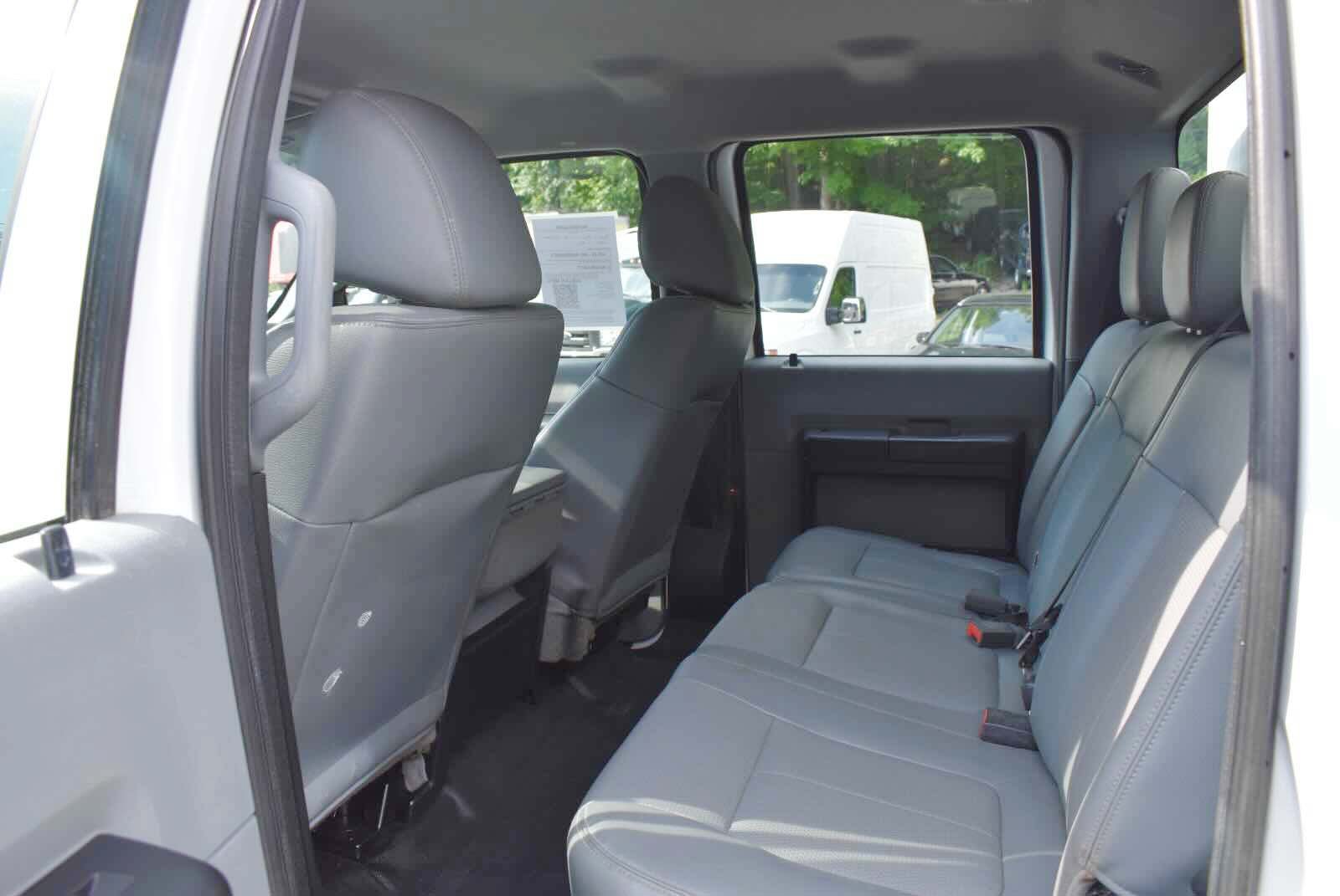 Used 2015 Ford F550 2WD Crew Cab Super Duty w/ Power Equipment Group image 11