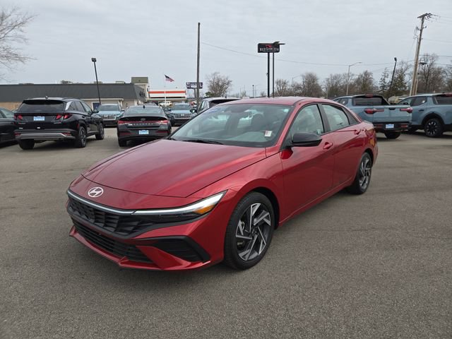 Certified 2025 Hyundai Elantra Sport image 2