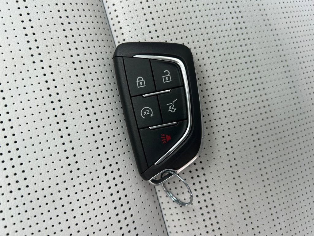 Used 2024 Cadillac XT4 Sport image 33