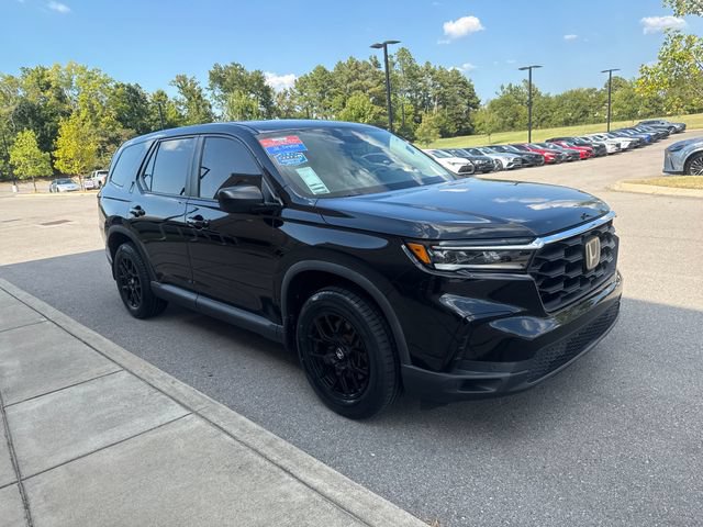 Used 2023 Honda Pilot LX image 6
