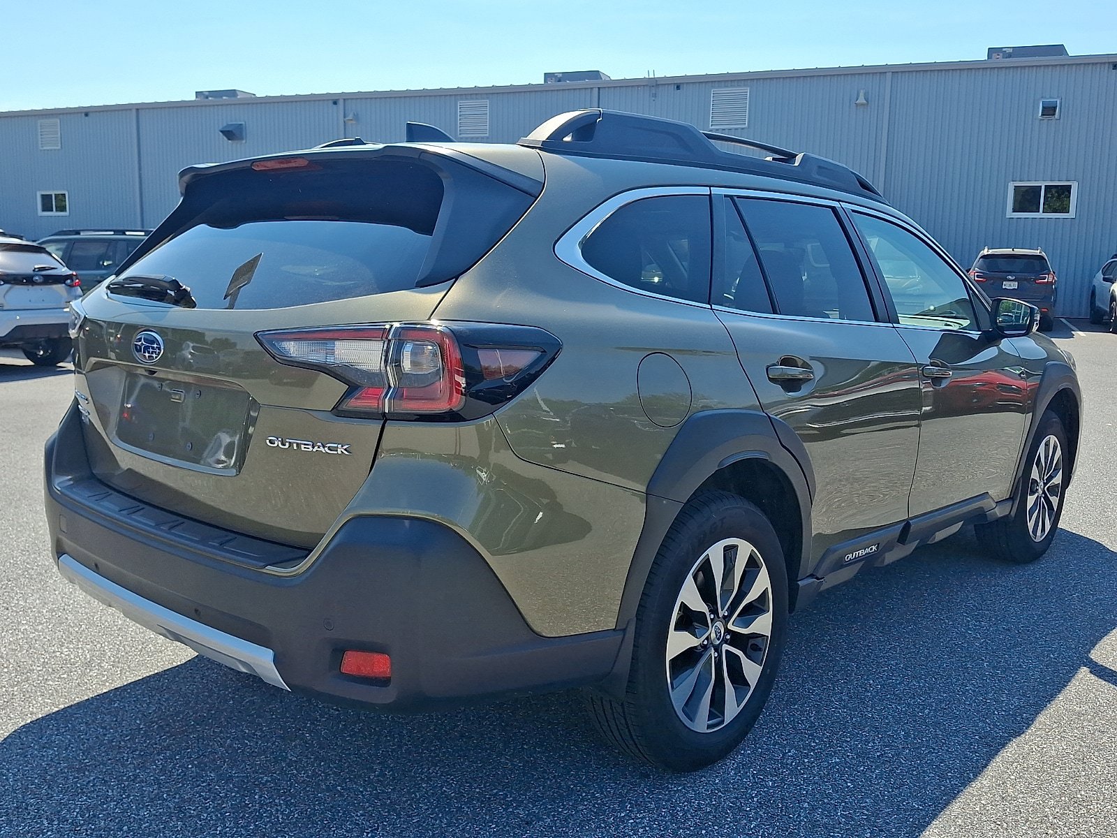 Certified 2024 Subaru Outback Limited AWD/4WD video 4