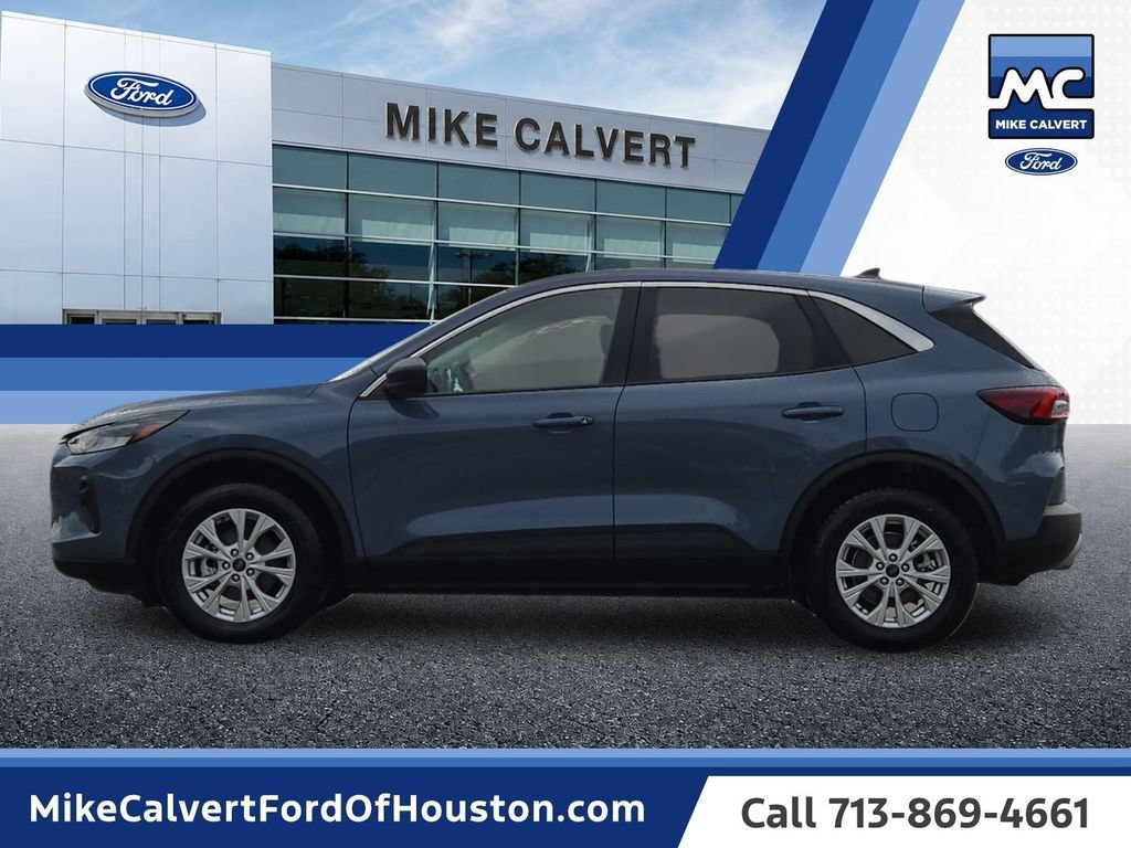 Used 2024 Ford Escape Active AWD/4WD image 2