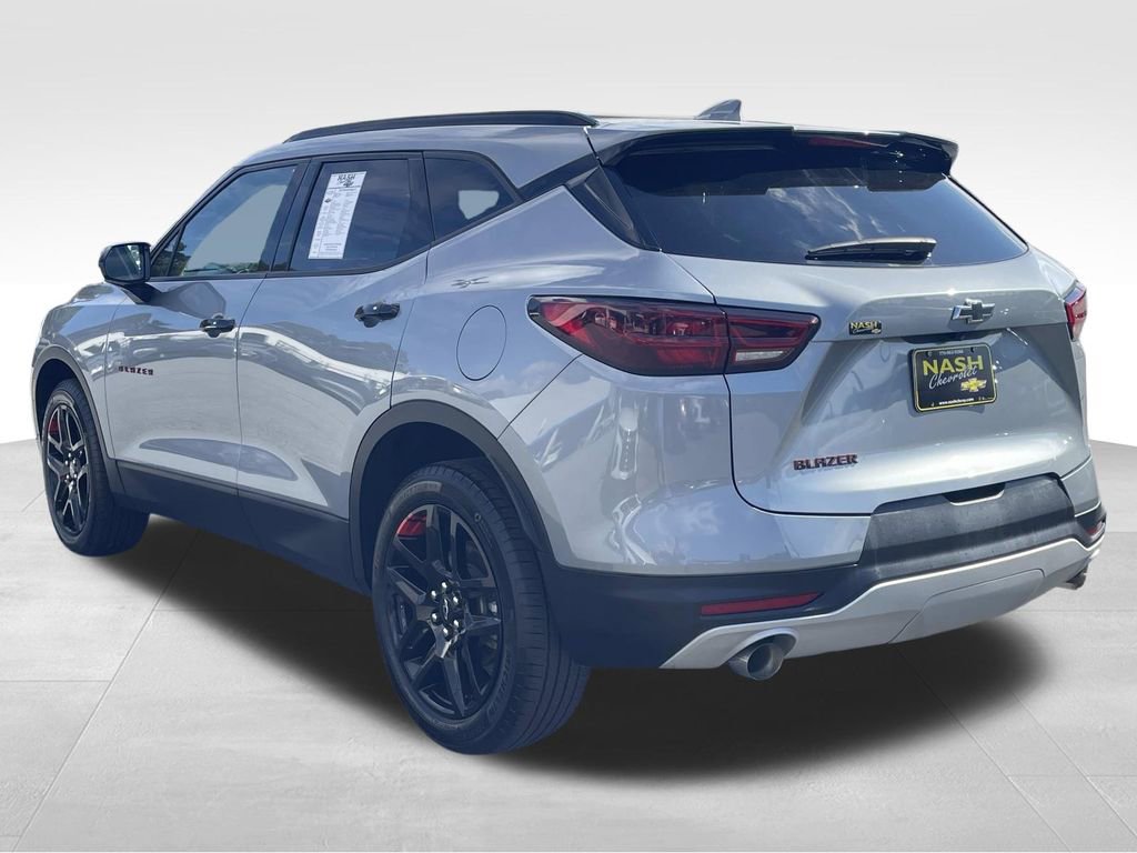 Used 2024 Chevrolet Blazer LT w/ Redline Edition image 5
