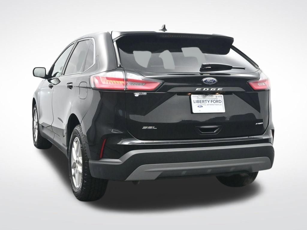 Used 2024 Ford Edge SEL image 9