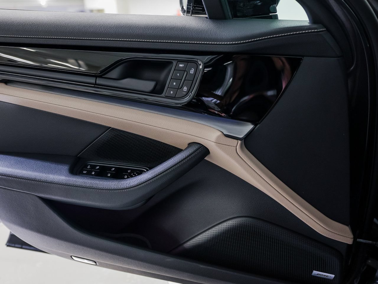 New 2026 Porsche Panamera 4 E-Hybrid AWD/4WD image 23
