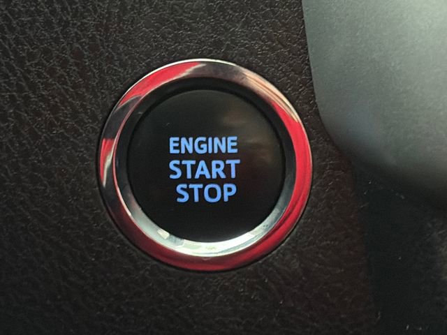 Used 2018 Toyota Highlander XLE w/ Protection Package #3 AWD/4WD image 48