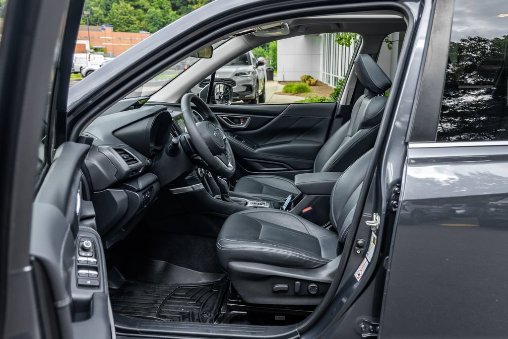 Used 2020 Subaru Forester Touring AWD/4WD image 25
