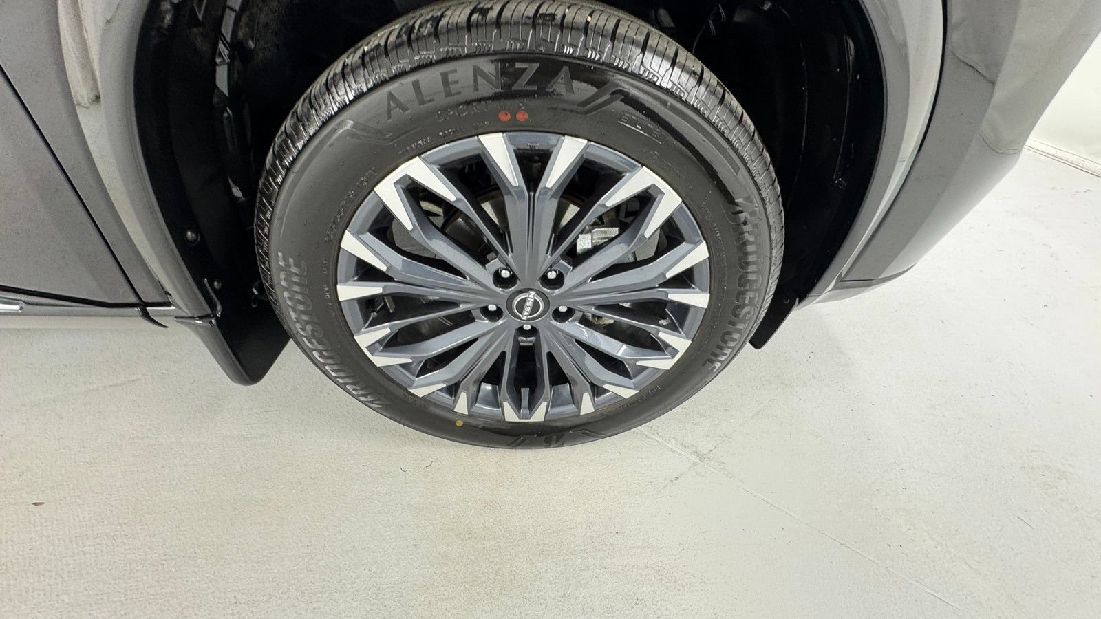 Certified 2026 Nissan Rogue Platinum w/ Platinum Premium Package AWD/4WD image 9