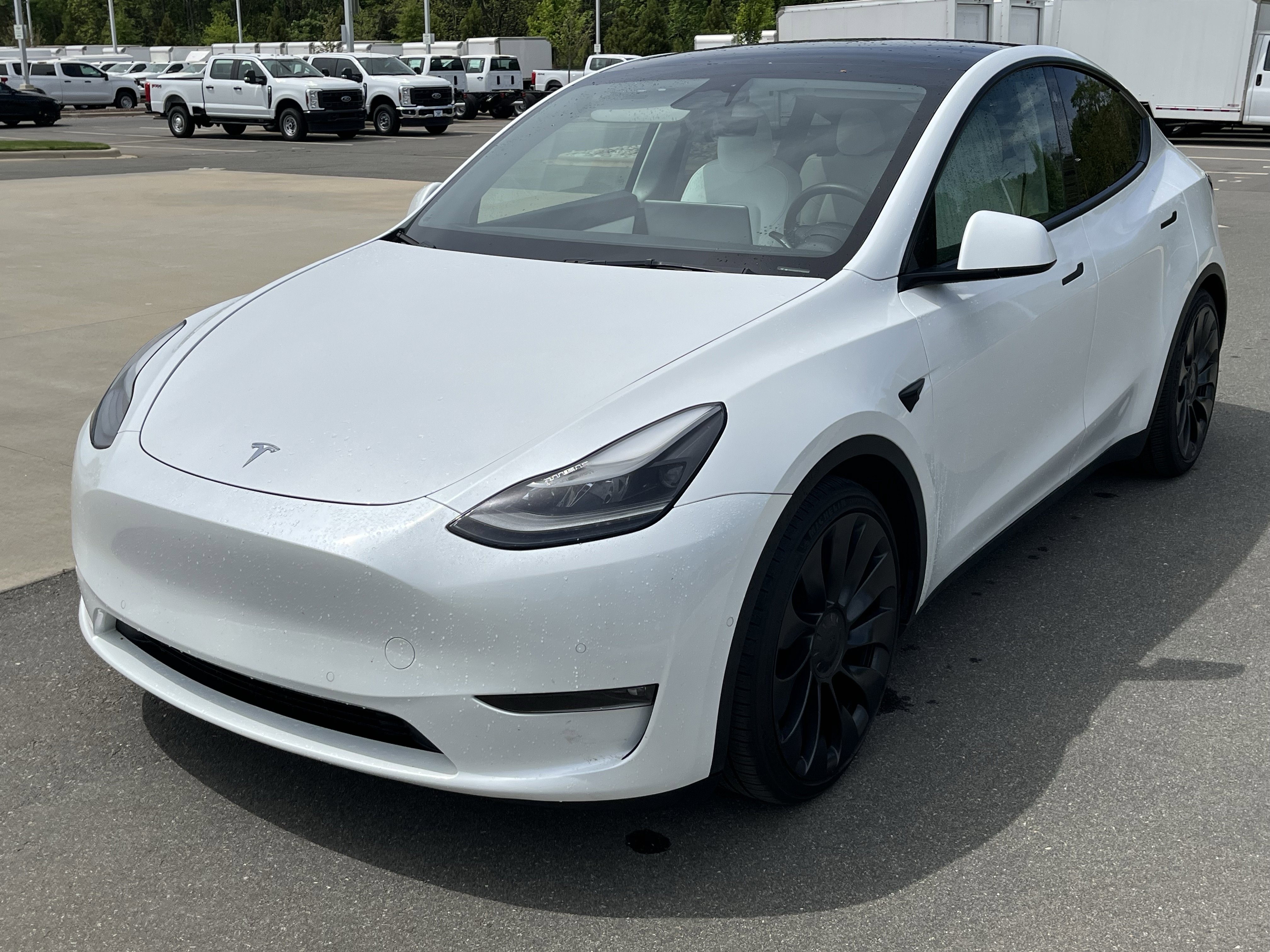 Used 2022 Tesla Model Y Performance image 34