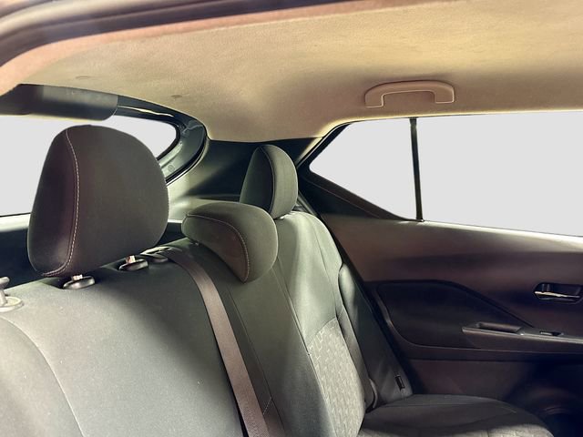 Used 2021 Nissan Kicks SV image 26