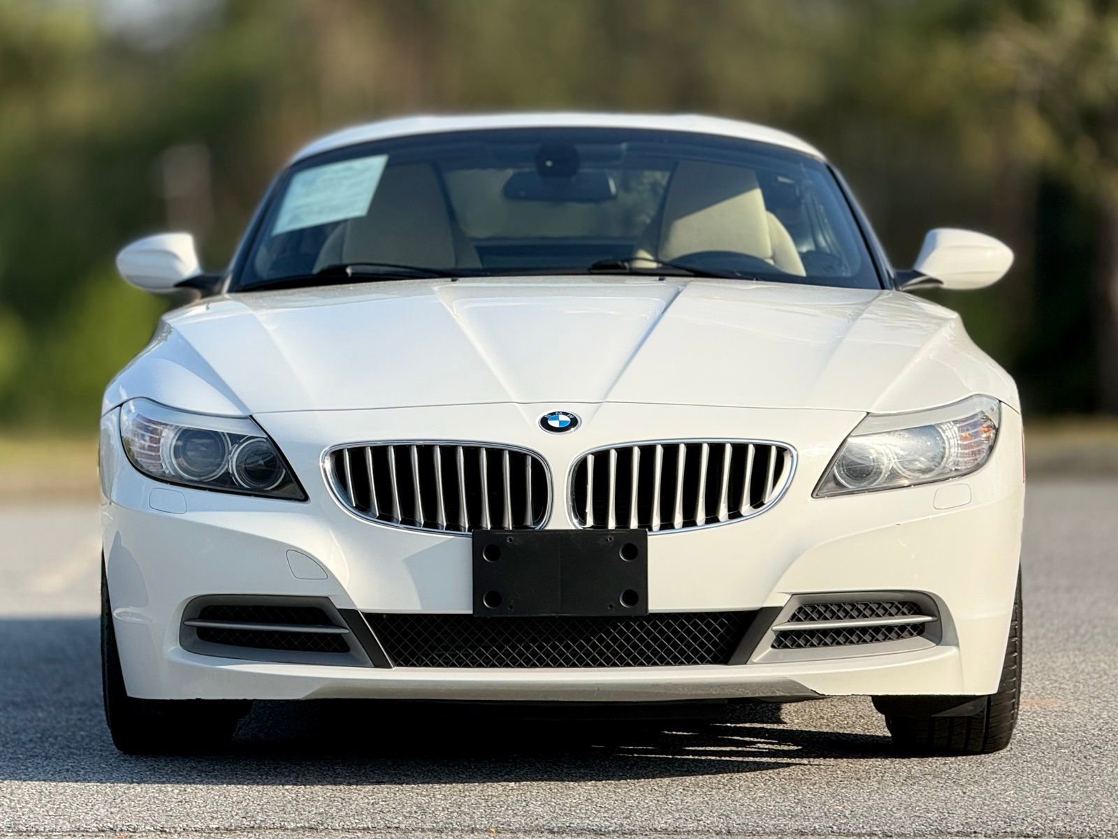 Used 2009 BMW Z4 sDrive35i image 3